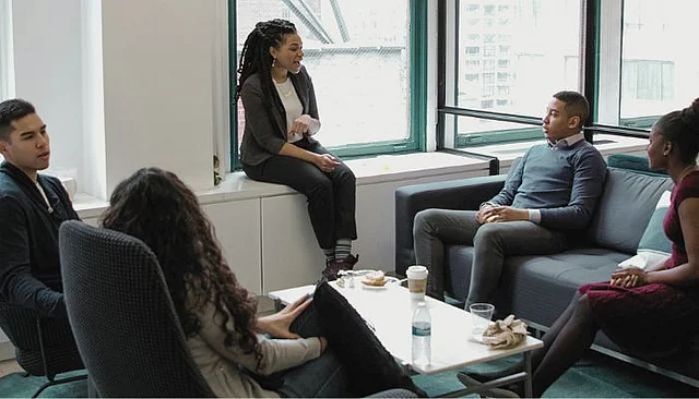 Communicate confidently & professionally in English